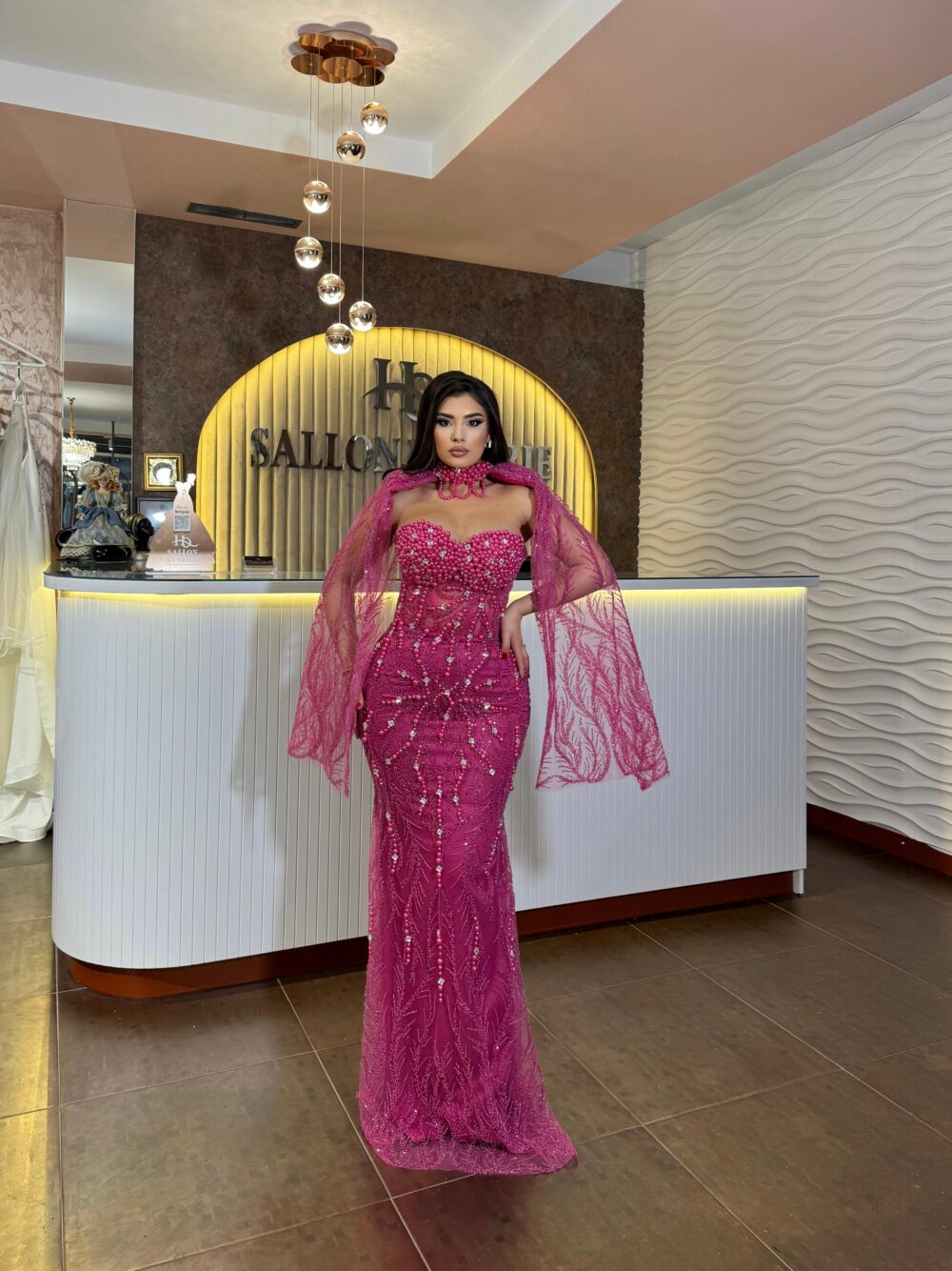 Royal Pearl Elegance - Image 2