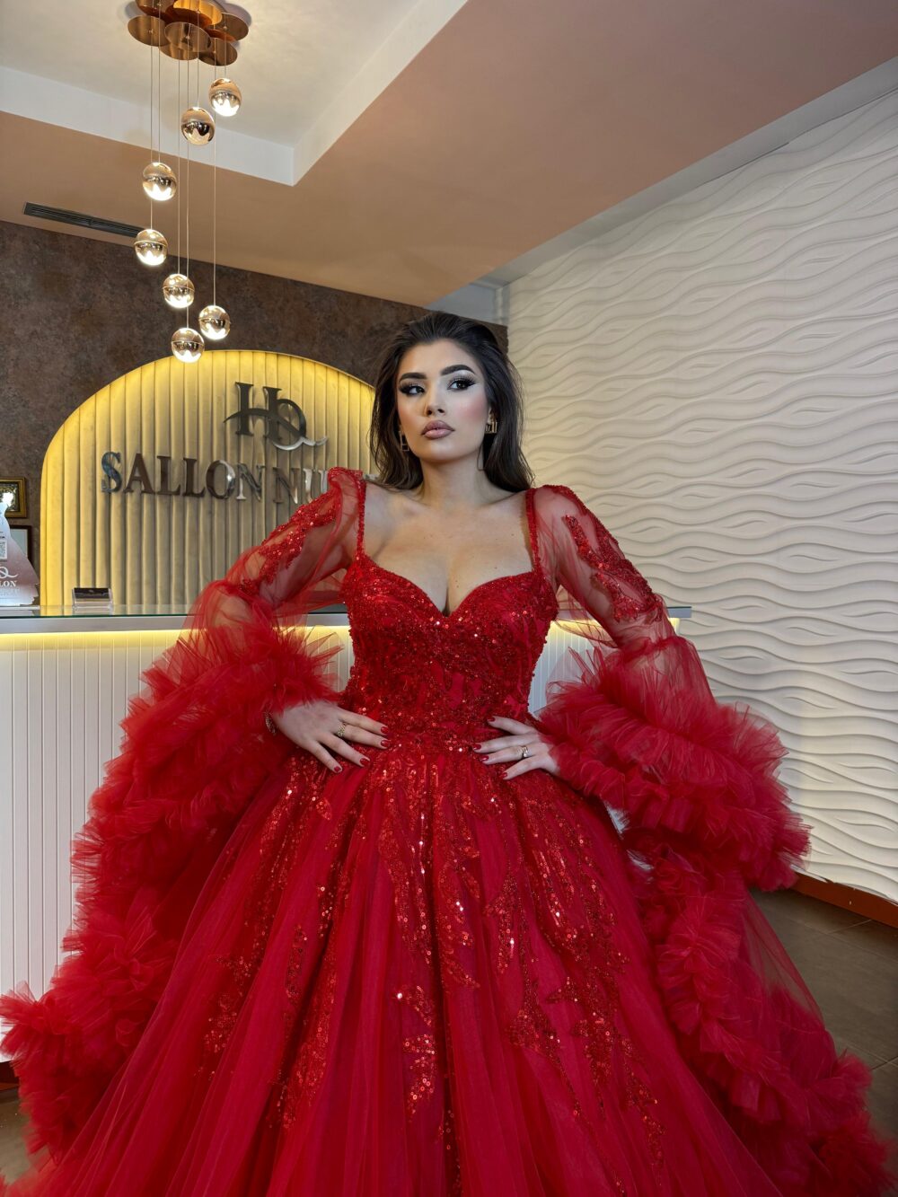 Scarlet Royal Majesty - Image 2