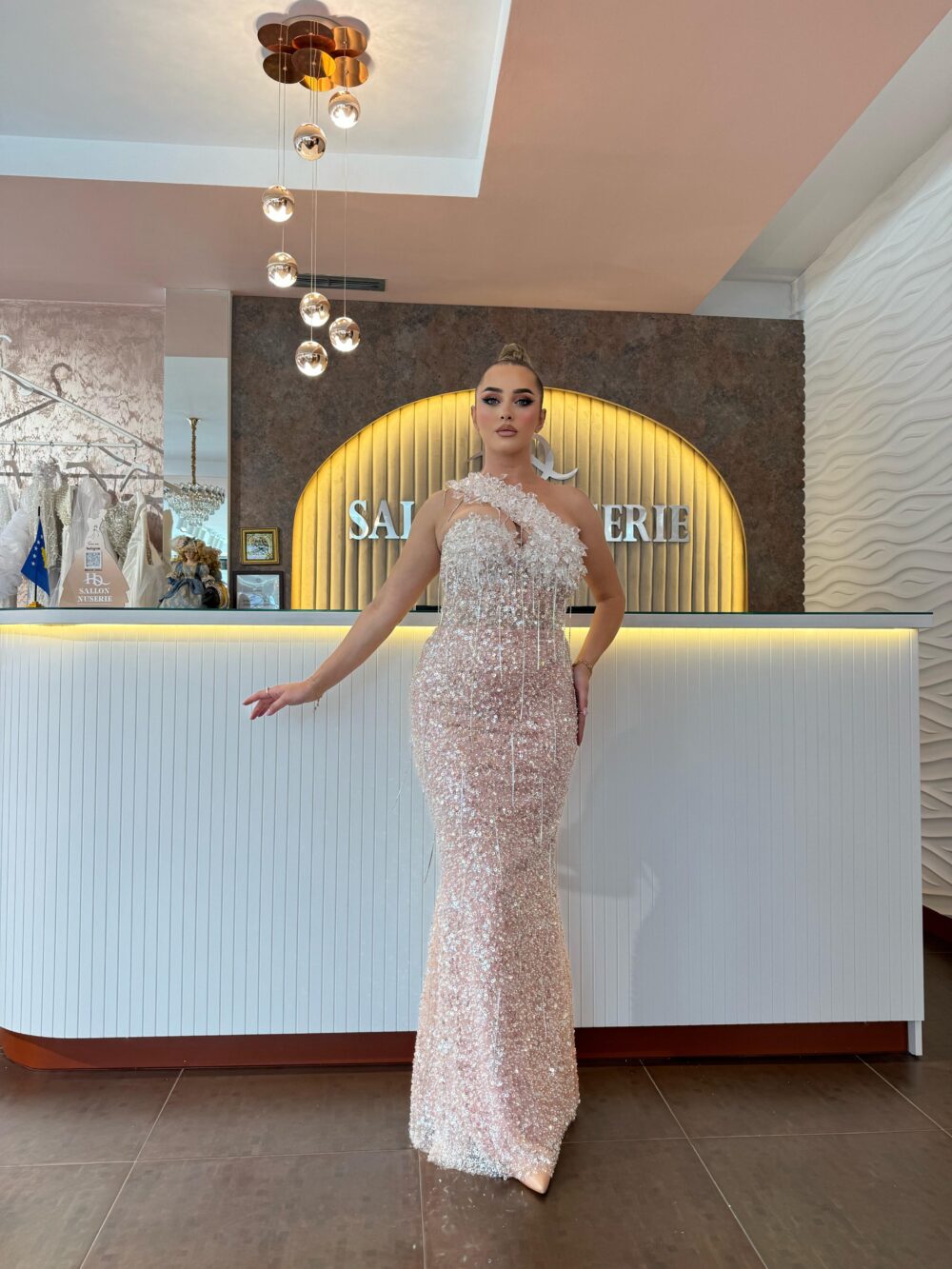 Elegant Sequin One-Shouler